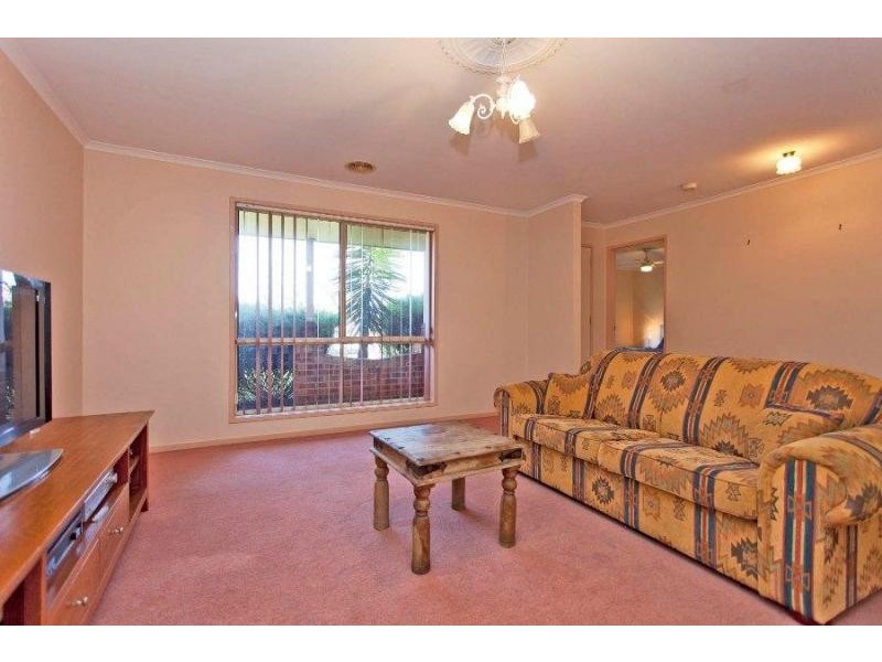 71 Dumbrell Circuit, Lavington NSW 2641