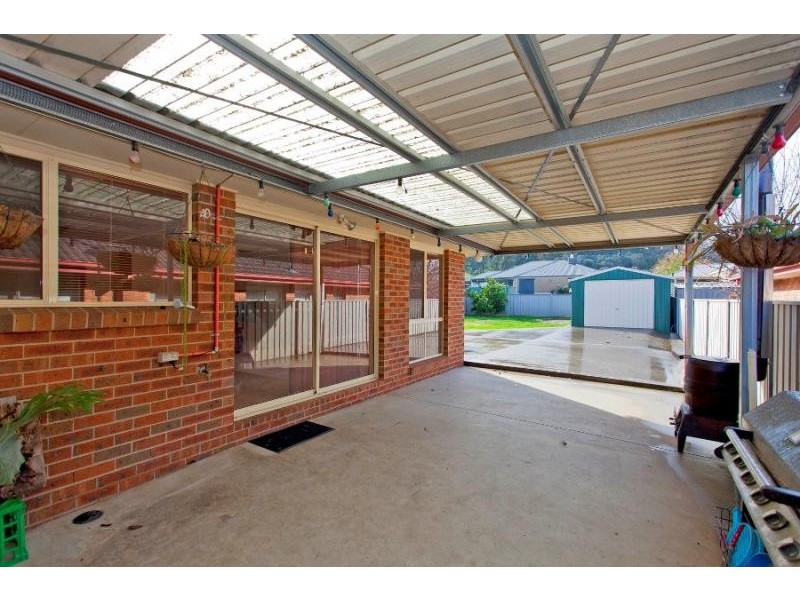71 Dumbrell Circuit, Lavington NSW 2641