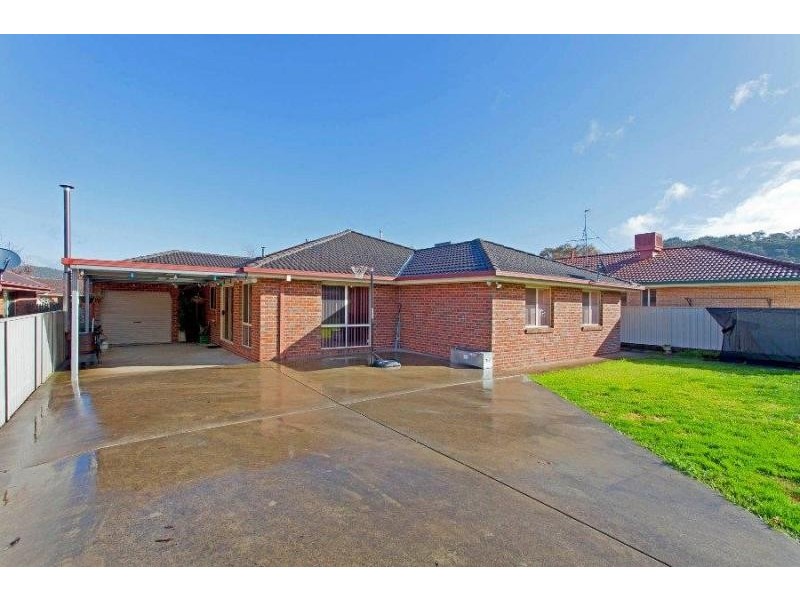 71 Dumbrell Circuit, Lavington NSW 2641