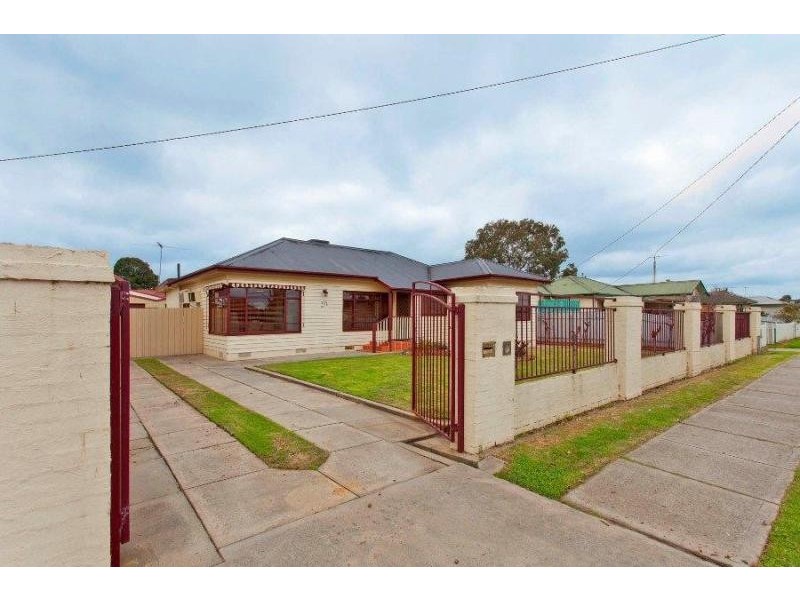 426 Union Road, Lavington NSW 2641