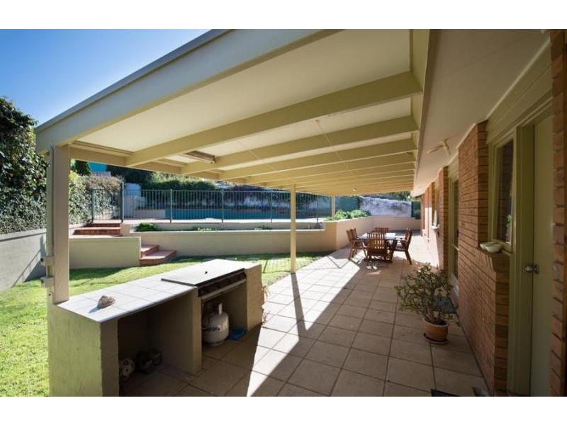 65 Ringwood Crescent, West Albury NSW 2640