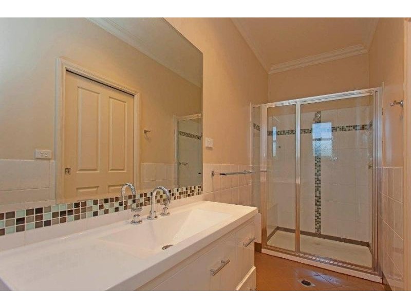 1013 Sylvania Avenue, North Albury NSW 2640