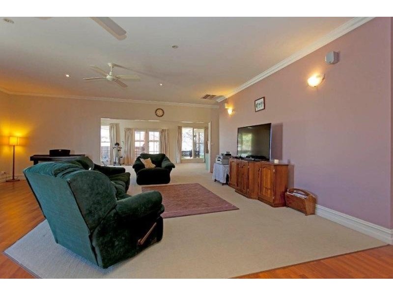 1013 Sylvania Avenue, North Albury NSW 2640