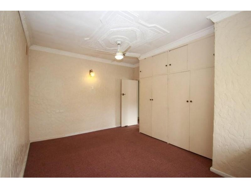 893 Padman Drive, West Albury NSW 2640