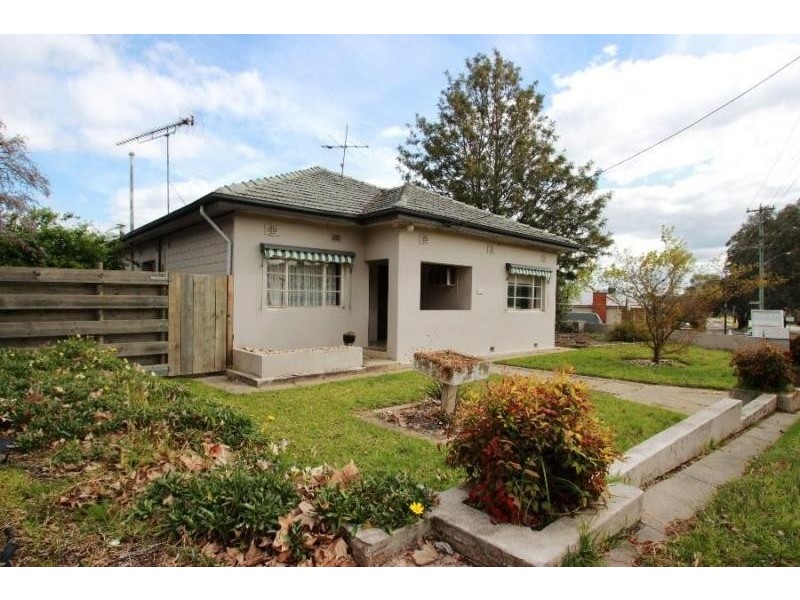 893 Padman Drive, West Albury NSW 2640