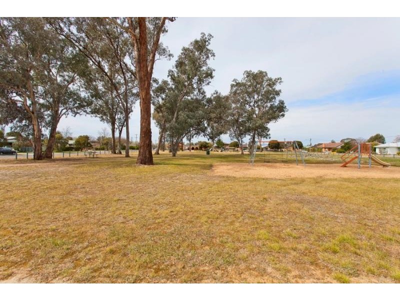1063 Bralgon Street, North Albury NSW 2640