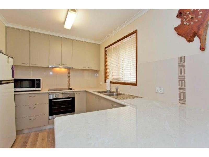 1/486 Heriot Street, Lavington NSW 2641