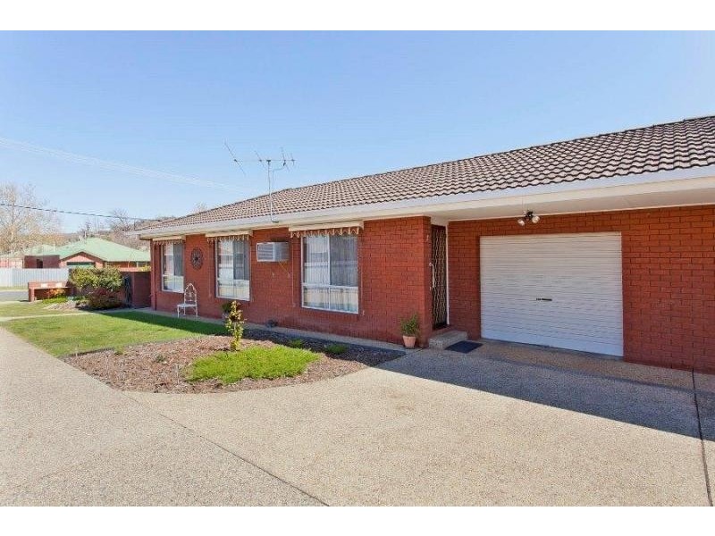 1/486 Heriot Street, Lavington NSW 2641