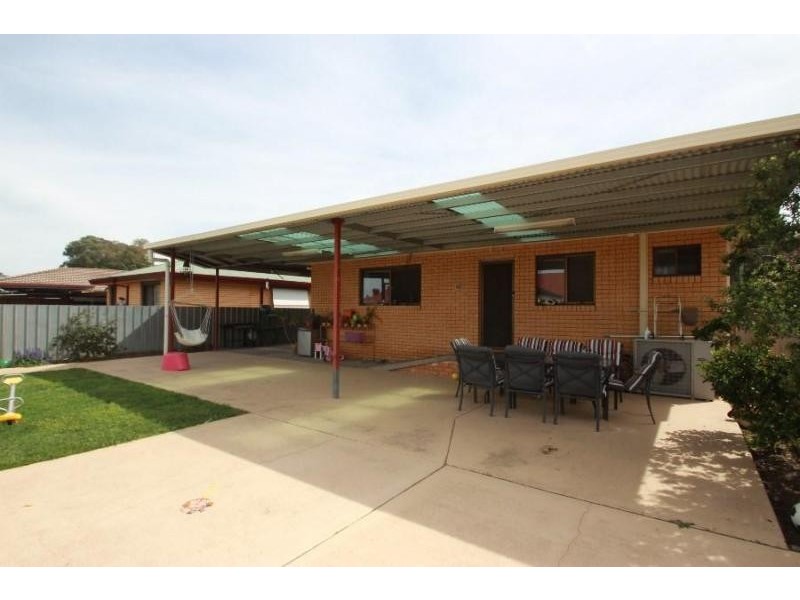 407 Kaitlers Road, Lavington NSW 2641