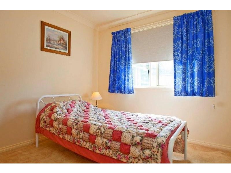 1/372 Cambourne Street, Lavington NSW 2641