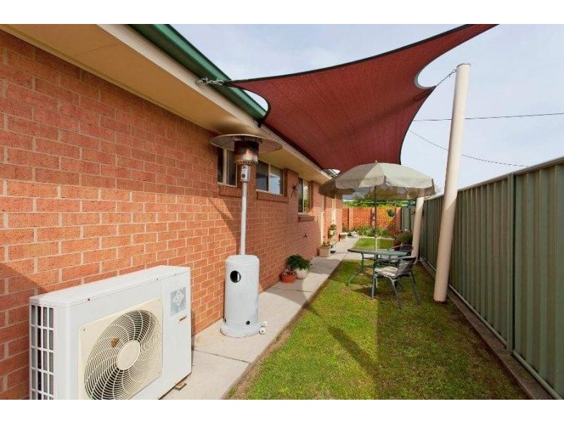 1/372 Cambourne Street, Lavington NSW 2641