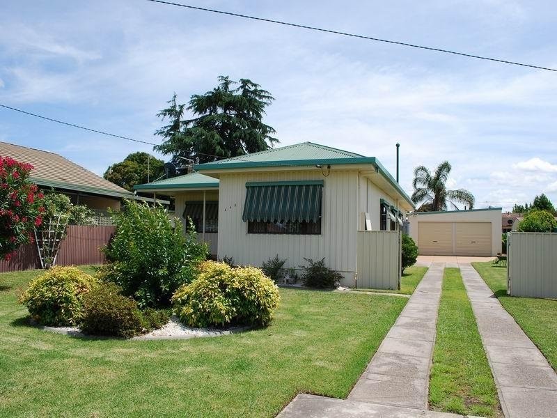 446 Bell St, Lavington NSW 2641