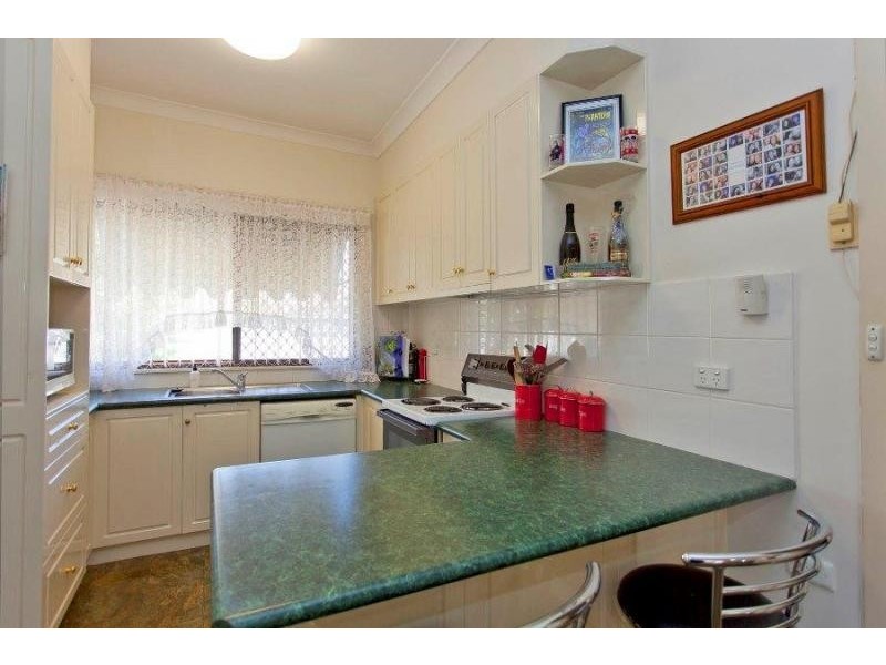446 Bell St, Lavington NSW 2641