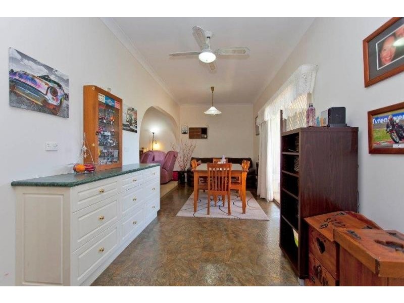 446 Bell St, Lavington NSW 2641