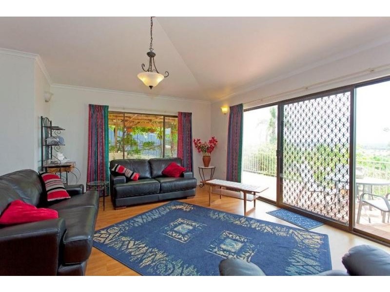 9 Ronald Place, East Albury NSW 2640