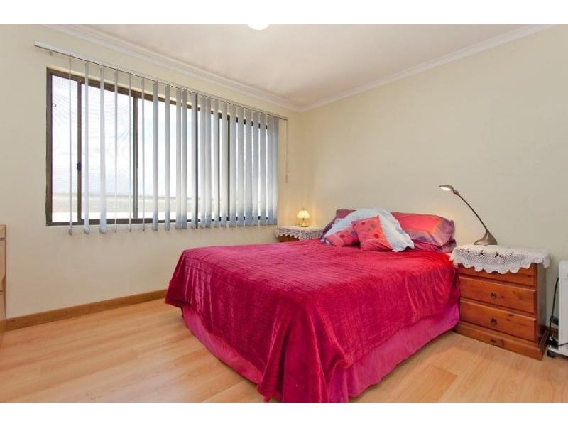 9 Ronald Place, East Albury NSW 2640