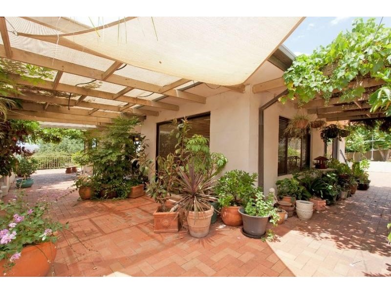 9 Ronald Place, East Albury NSW 2640