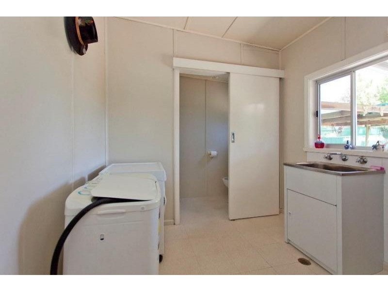 442 Bell Street, Lavington NSW 2641