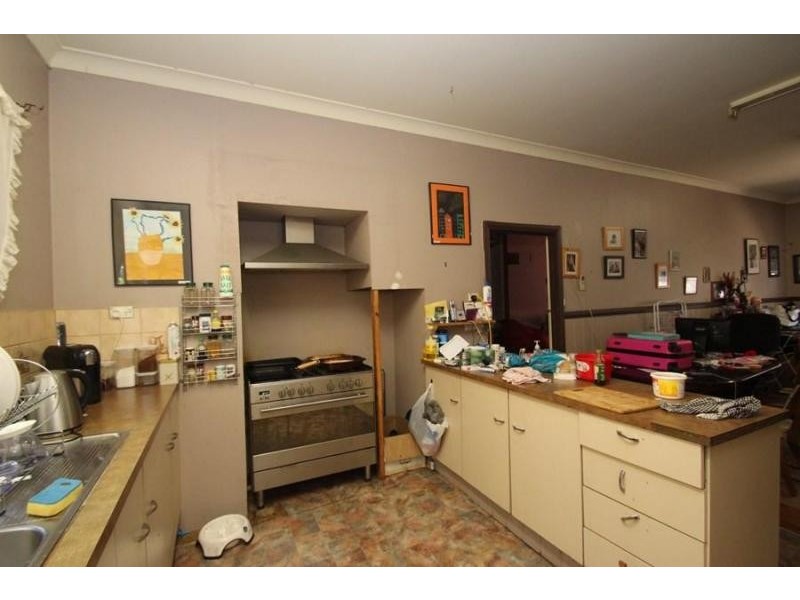 1034 Baratta Street, North Albury NSW 2640