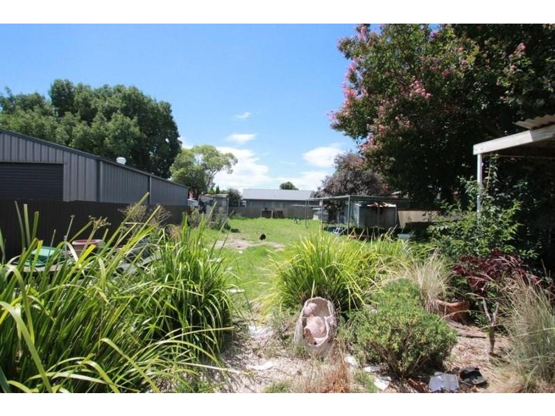 1034 Baratta Street, North Albury NSW 2640
