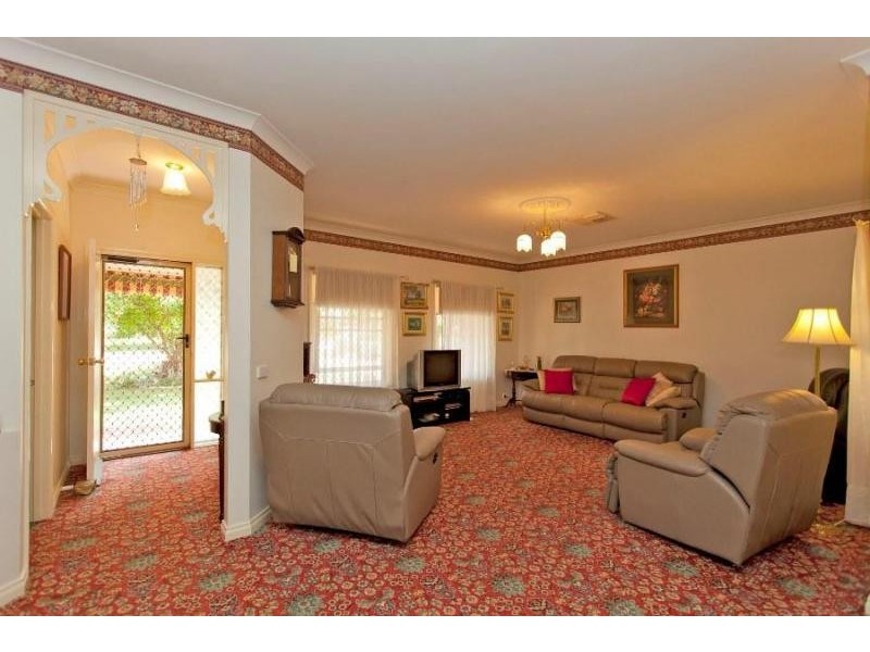 36 Irene Court, North Albury NSW 2640