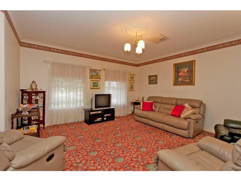 36 Irene Court, North Albury NSW 2640