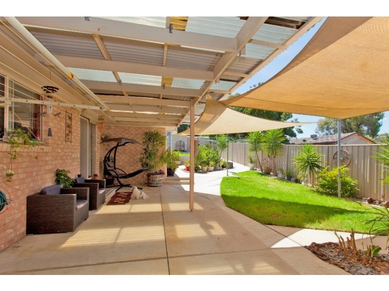 246 Desmond Street, Lavington NSW 2641