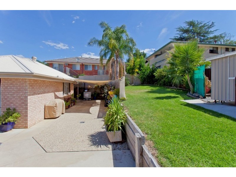 246 Desmond Street, Lavington NSW 2641