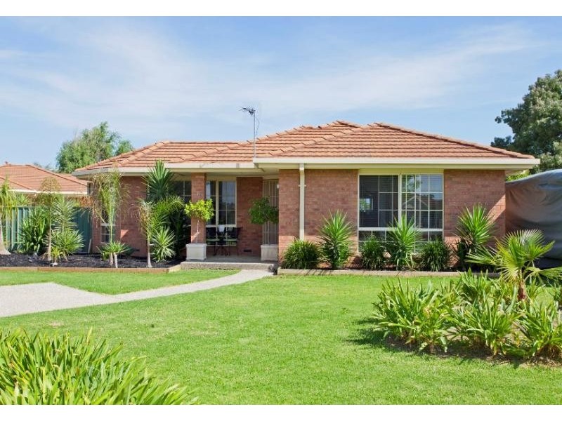 1/16 Worsley Place, Lavington NSW 2641