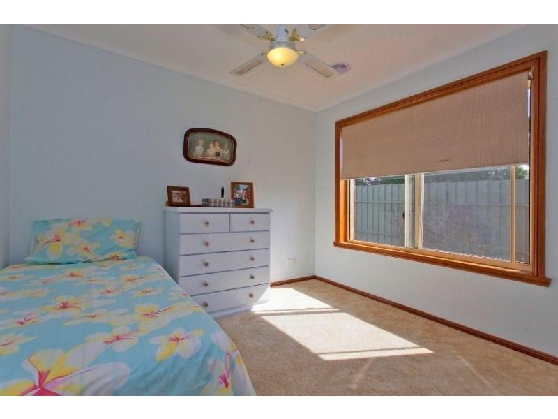 1/16 Worsley Place, Lavington NSW 2641