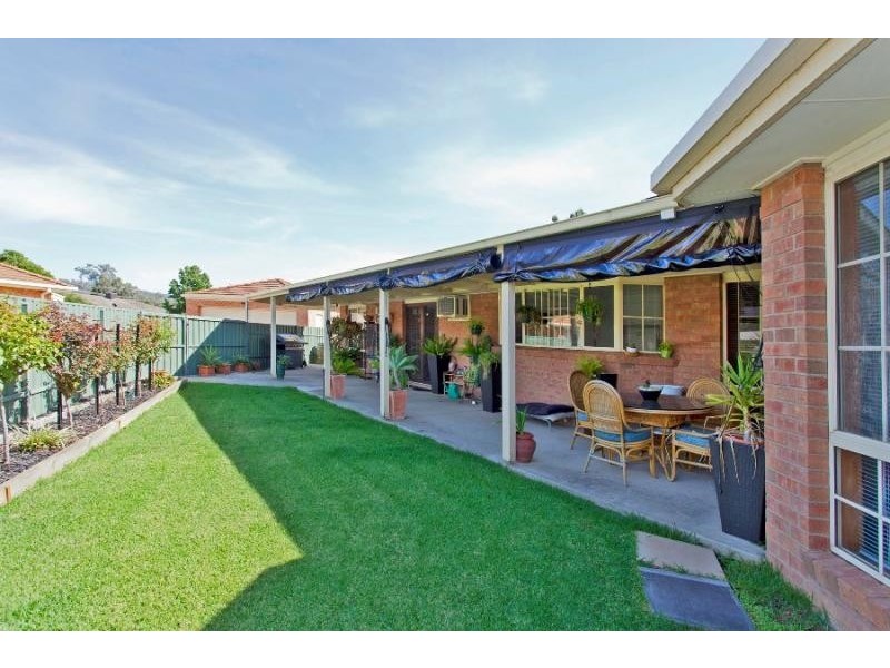 1/16 Worsley Place, Lavington NSW 2641
