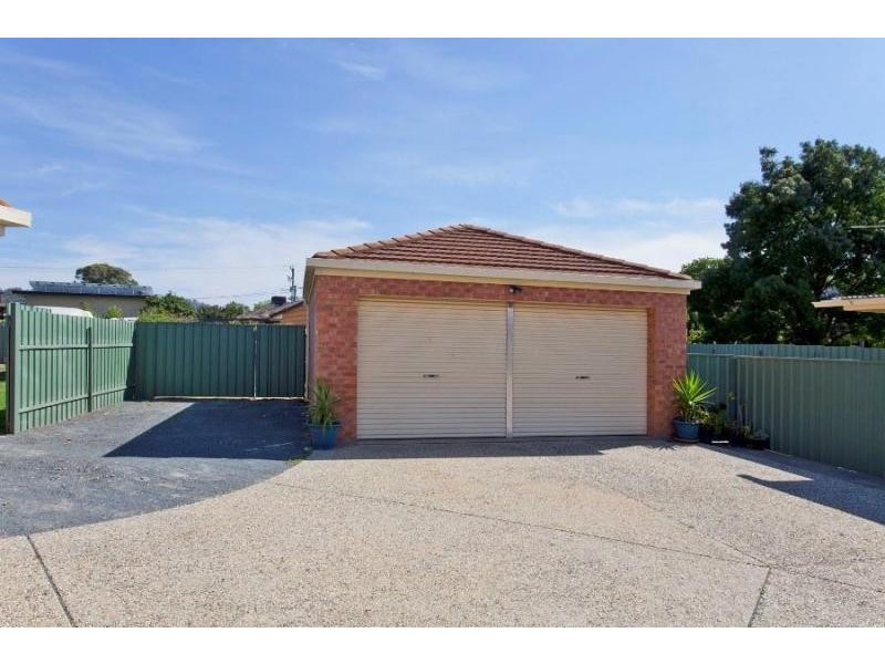 1/16 Worsley Place, Lavington NSW 2641