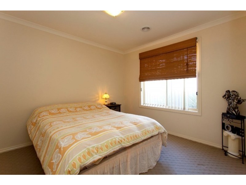 4 Firetail Street, Thurgoona NSW 2640