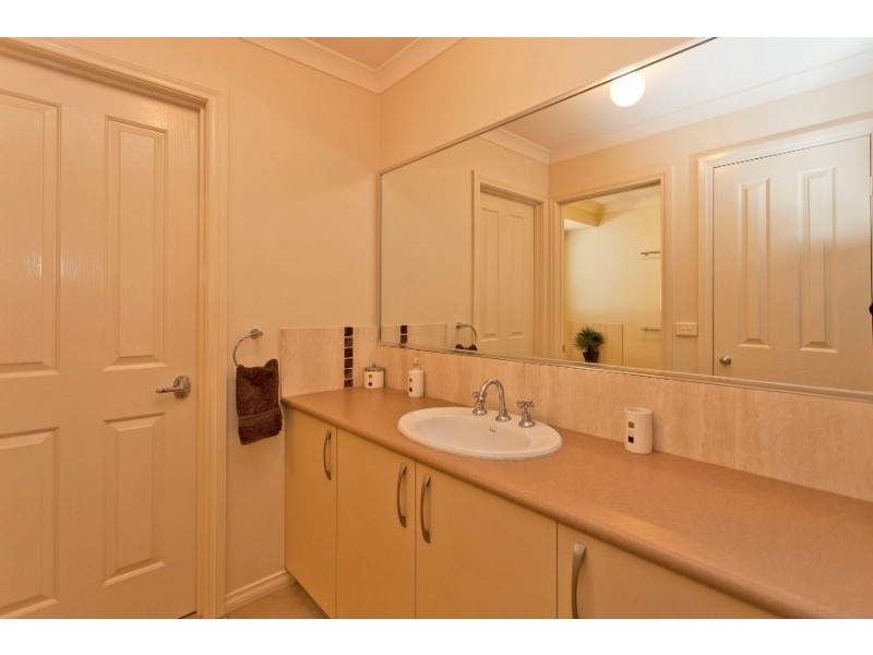 4 Firetail Street, Thurgoona NSW 2640