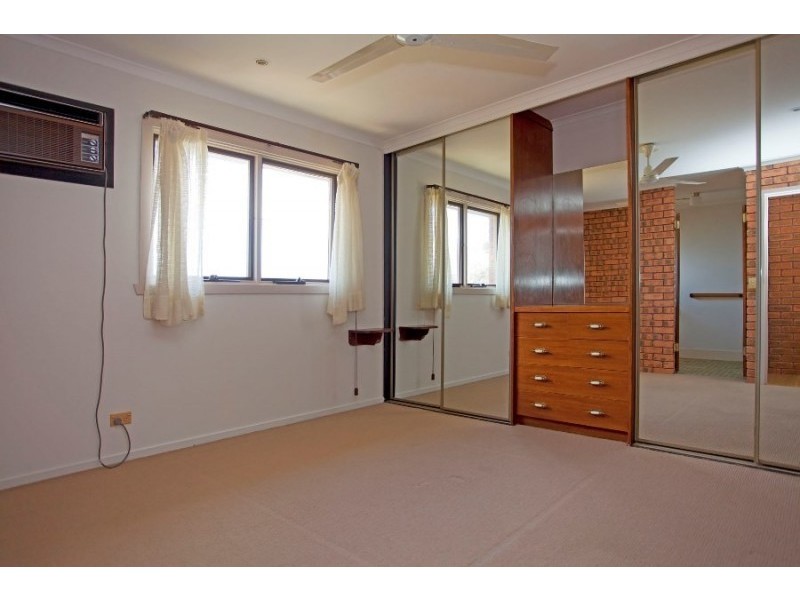 262 Bernhardt Street, East Albury NSW 2640