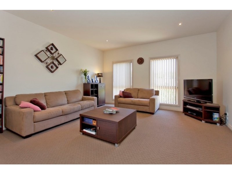 38 Dryandra Way, Thurgoona NSW 2640