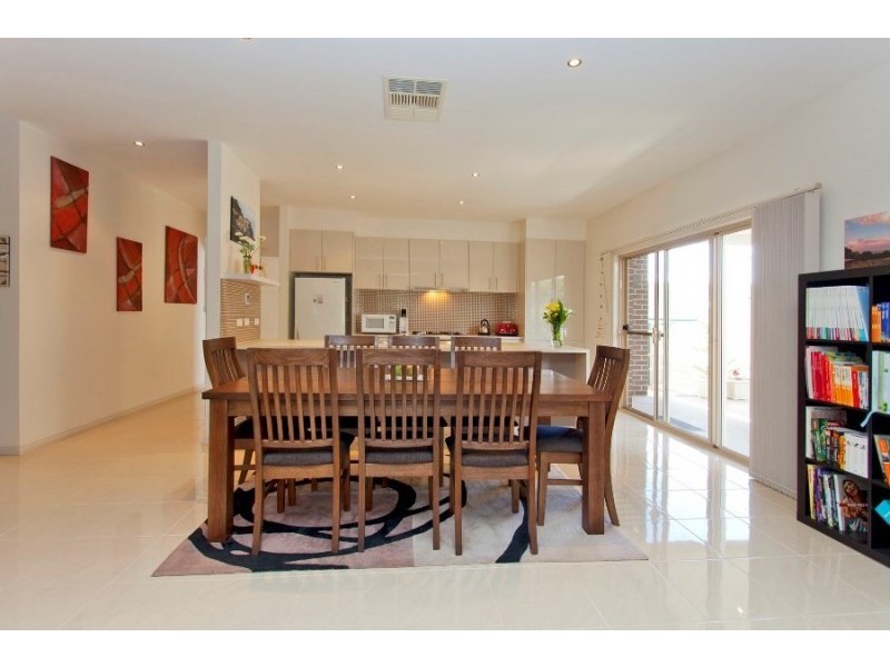 38 Dryandra Way, Thurgoona NSW 2640