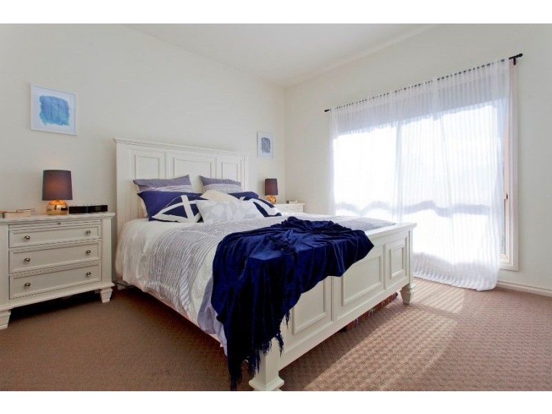 38 Dryandra Way, Thurgoona NSW 2640