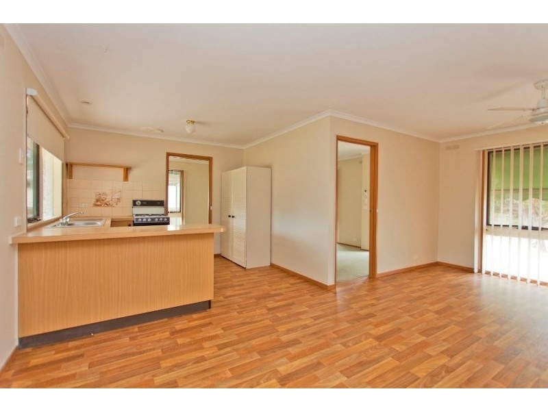 13 Lindisfarne Court, Thurgoona NSW 2640
