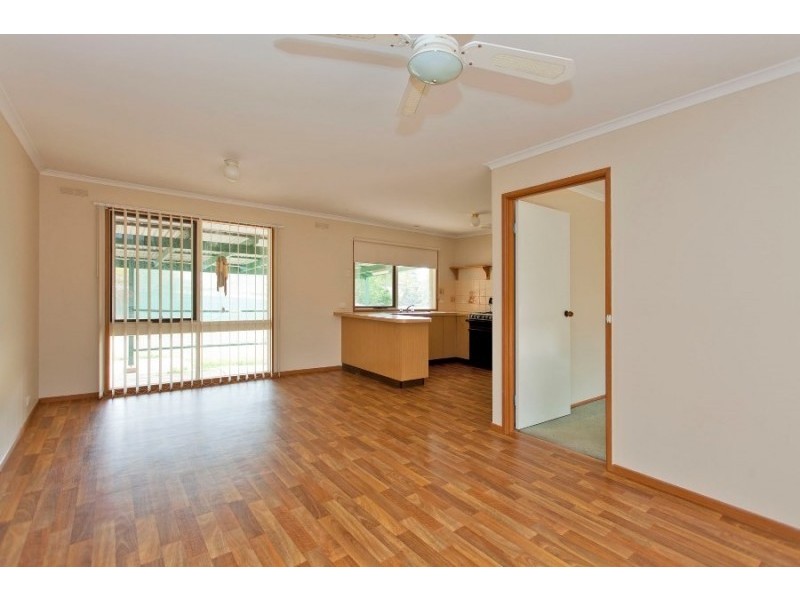 13 Lindisfarne Court, Thurgoona NSW 2640