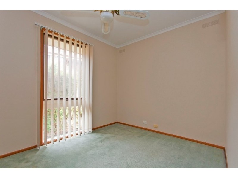 13 Lindisfarne Court, Thurgoona NSW 2640