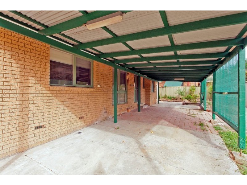 13 Lindisfarne Court, Thurgoona NSW 2640