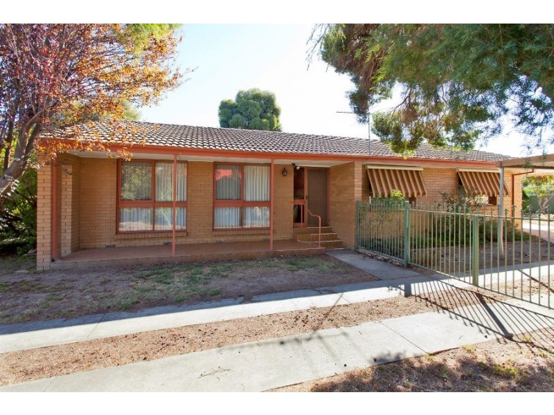 322 Cheyenne Drive, Lavington NSW 2641