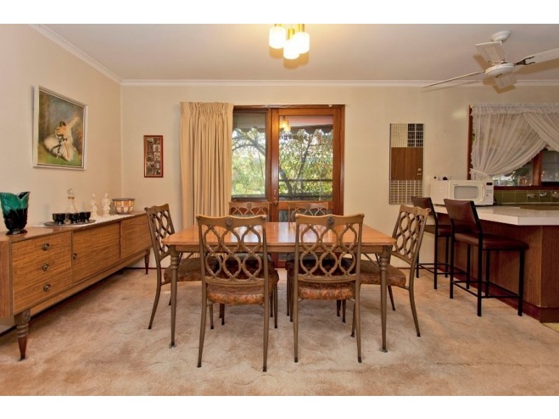 322 Cheyenne Drive, Lavington NSW 2641