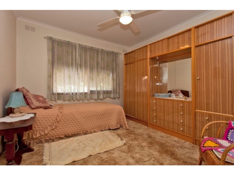 322 Cheyenne Drive, Lavington NSW 2641