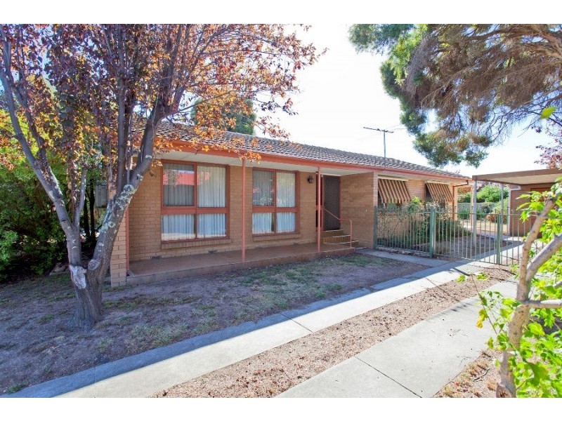 322 Cheyenne Drive, Lavington NSW 2641