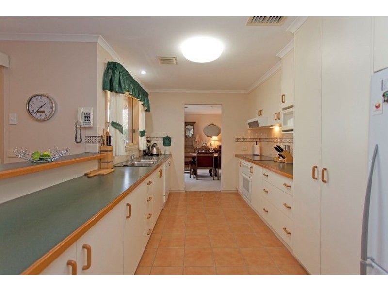 6 Howard Place, Glenroy NSW 2640