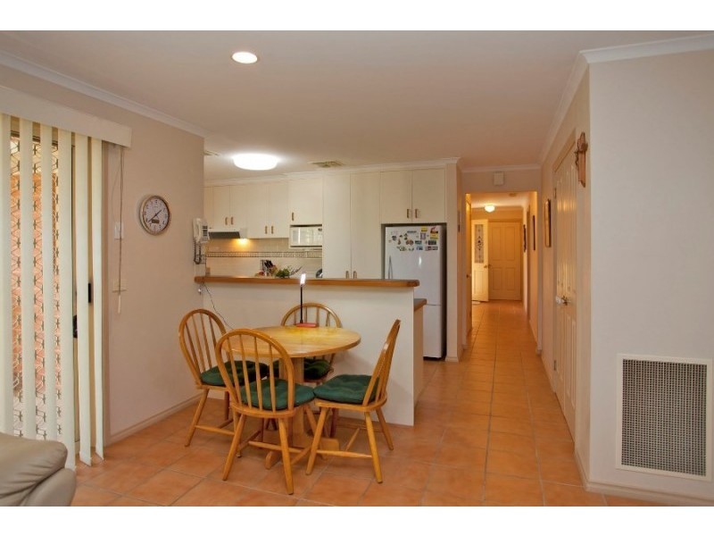 6 Howard Place, Glenroy NSW 2640