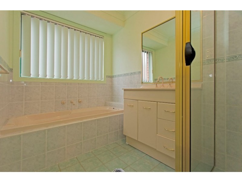 15 Banksia Street, West Albury NSW 2640