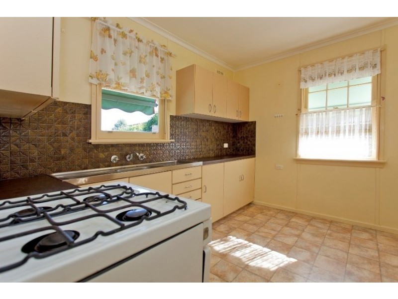 891 Captain Cook Drive, North Albury NSW 2640